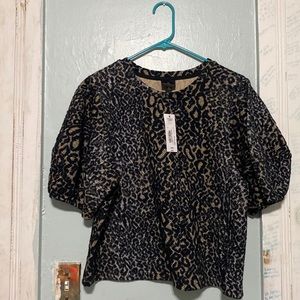 Worthington Leopard Puff Sleeve Top, size Large.